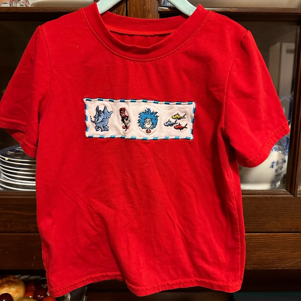 Dr. Seuss 4T Embroidered T-Shirt (no tag)